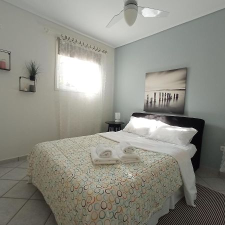 Апартаменти Flat With Garden Near Sea, Port And Airport Артеміда Екстер'єр фото