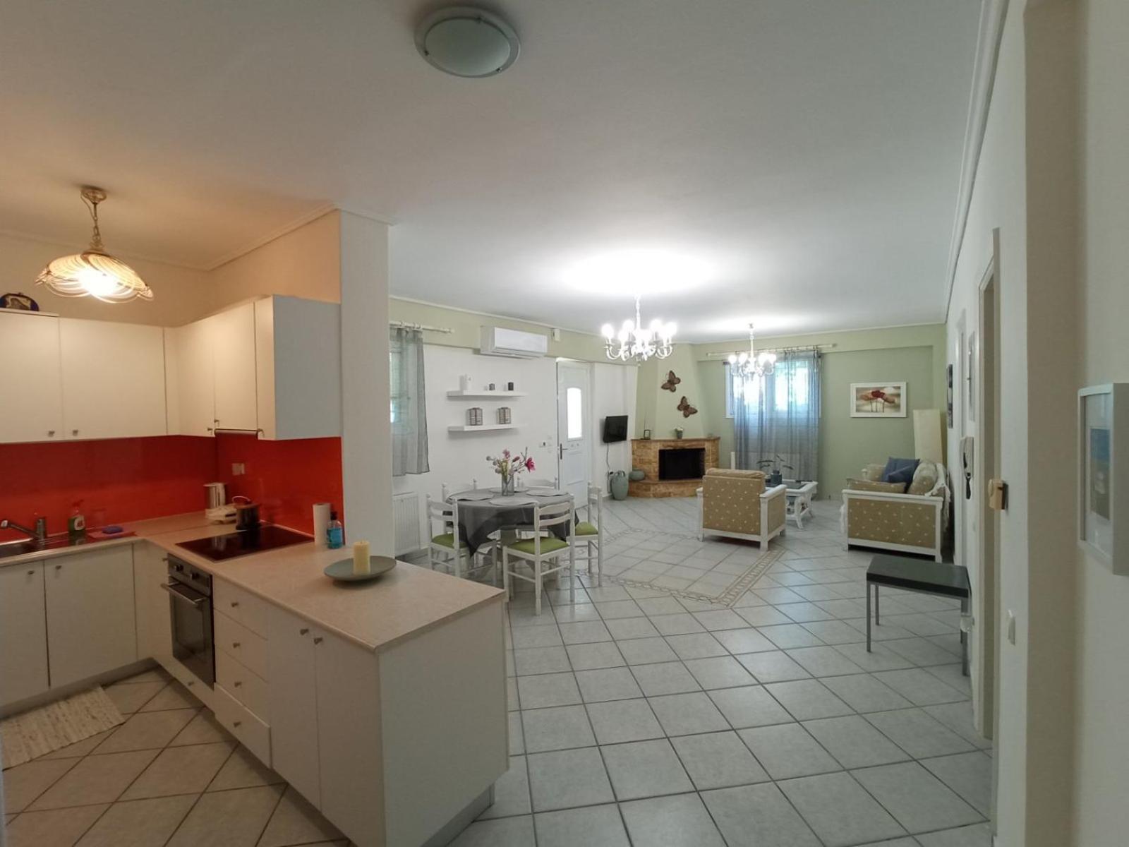 Апартаменти Flat With Garden Near Sea, Port And Airport Артеміда Номер фото